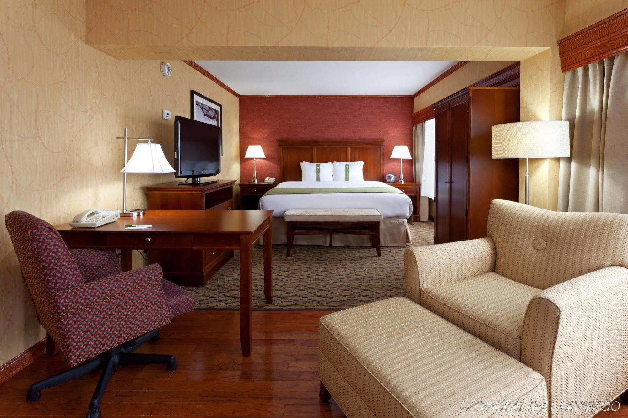 Holiday Inn Clark - Newark By Ihg Exterior foto